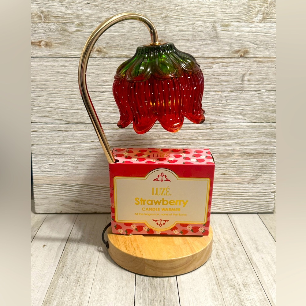 Strawberry Shortcake Candle Warmer Lamp 🍓